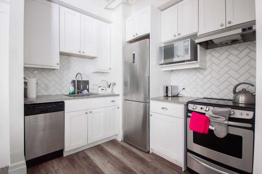 Commercial/Retail - 1033 Granville Street