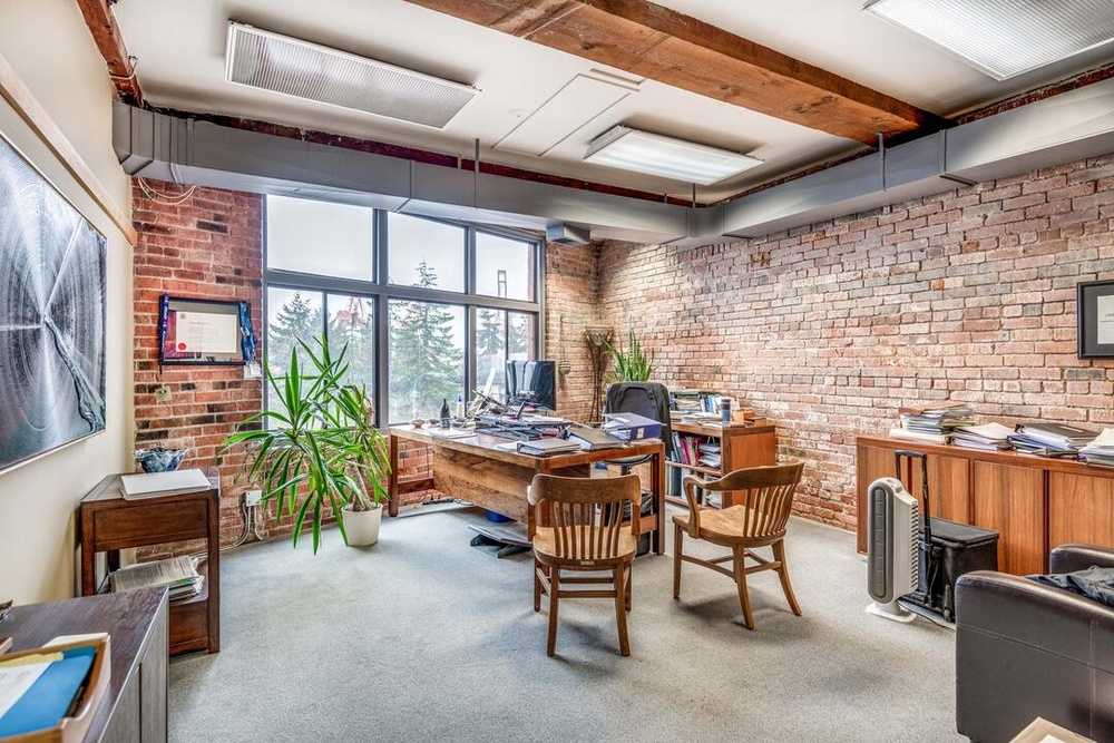 Commercial/Retail - 195 Alexander St