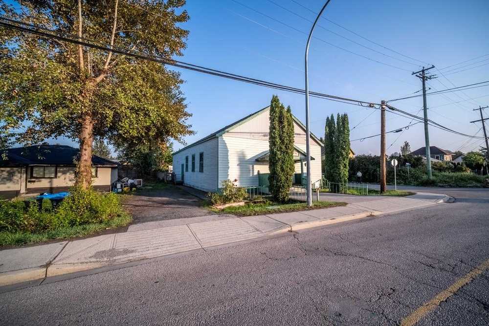 Commercial/Retail - 401 Ewen Avenue