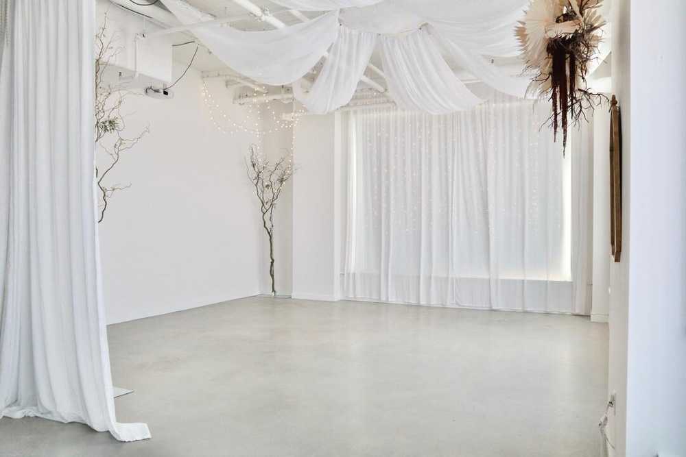 Commercial/Retail - 4092 Macdonald Street