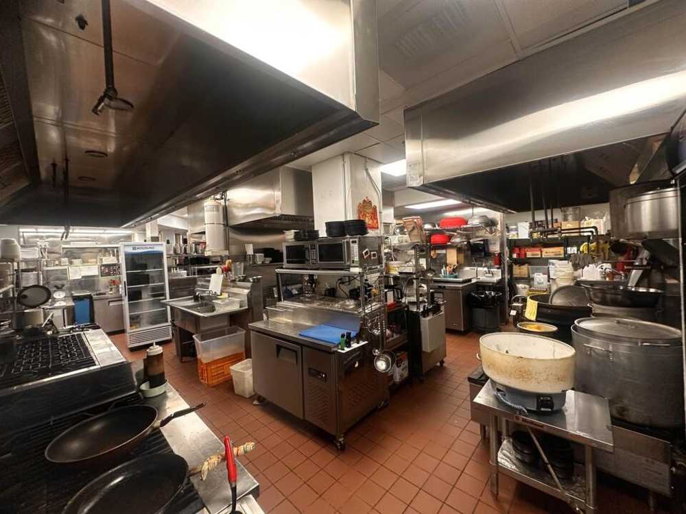 Commercial/Retail - 7328 Edmonds Street