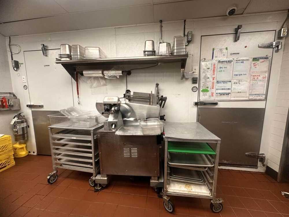 Commercial/Retail - 7328 Edmonds Street