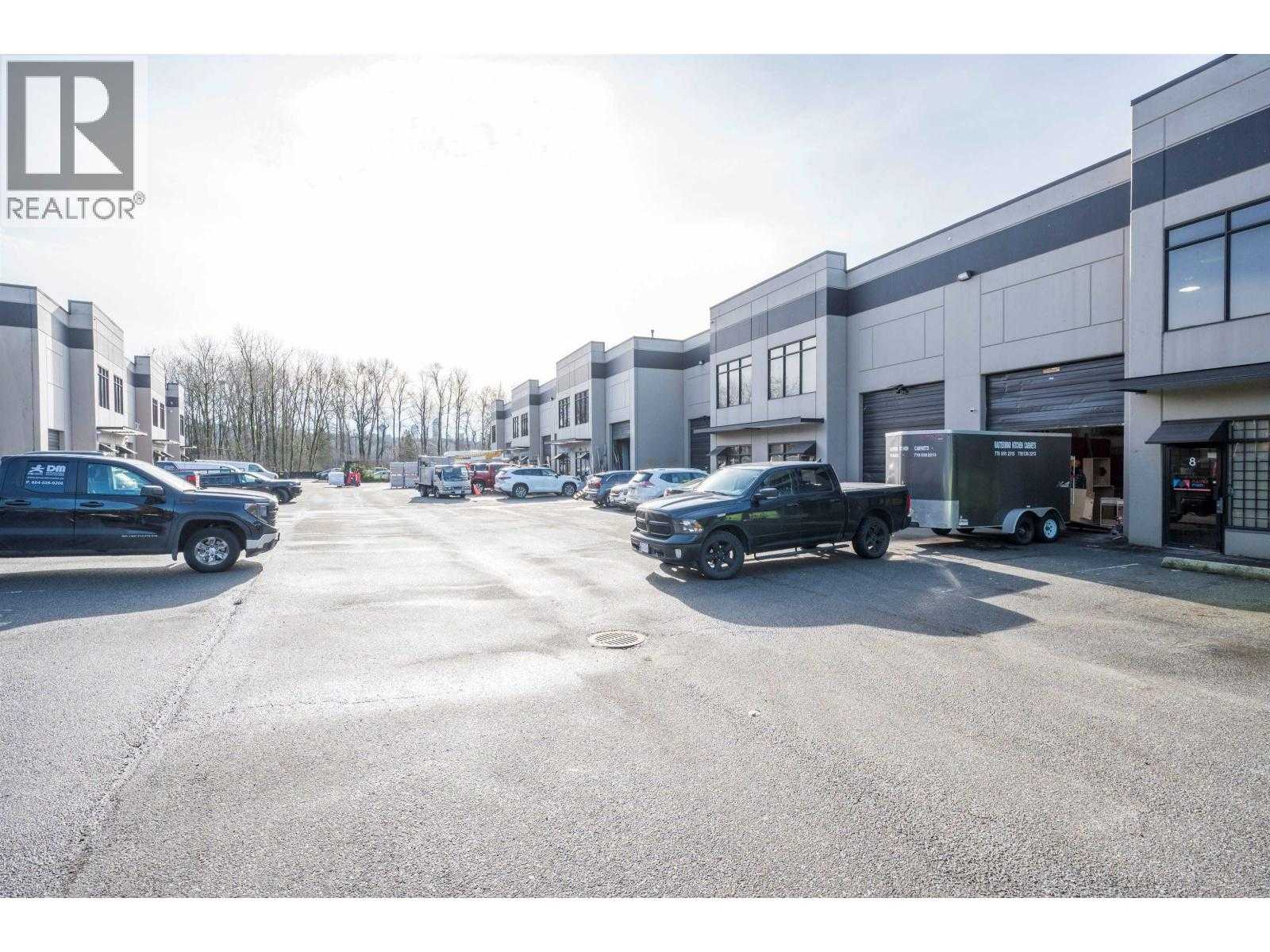 Commercial/Retail - 10749 King George Boulevard