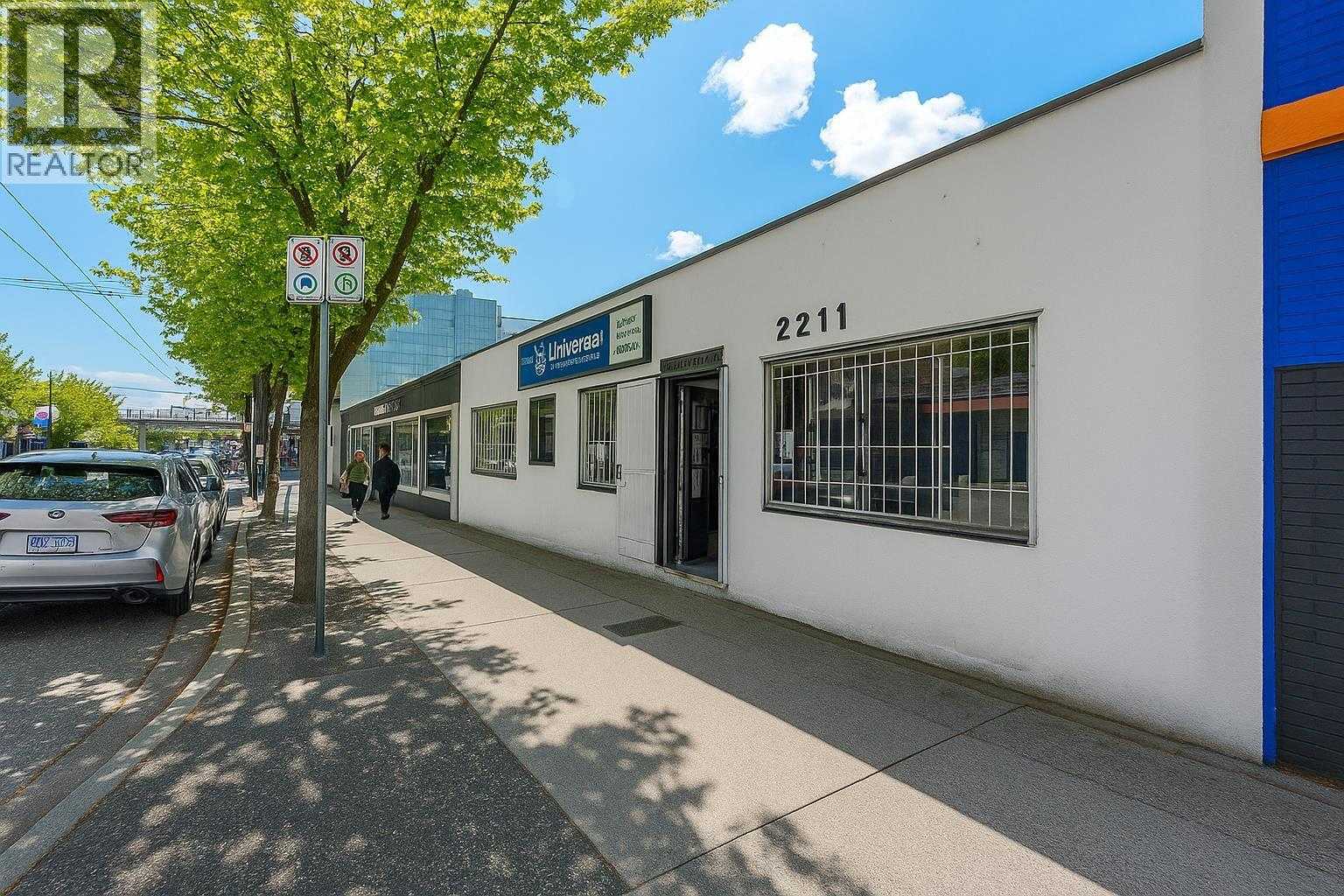 Commercial/Retail - 1821 Renfrew St