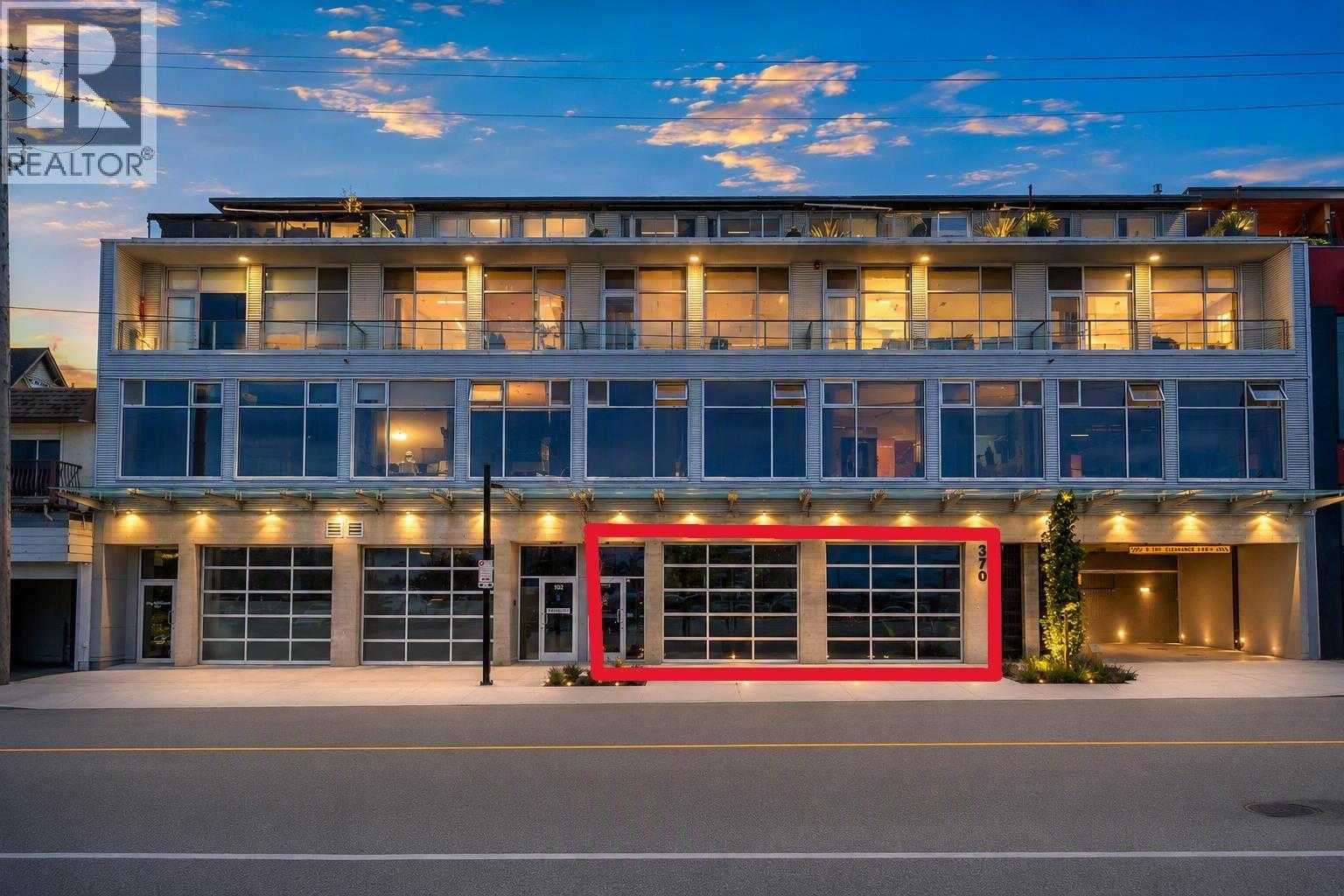 Commercial/Retail - 256 422 East 3rd Street