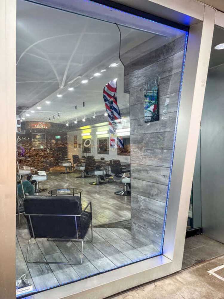 Commercial/Retail - 2871 2873 WEST BROADWAY