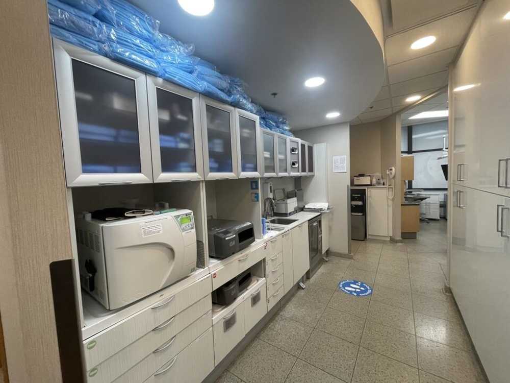 Commercial/Retail - 132, 134, 136 136 Esplanade Ea