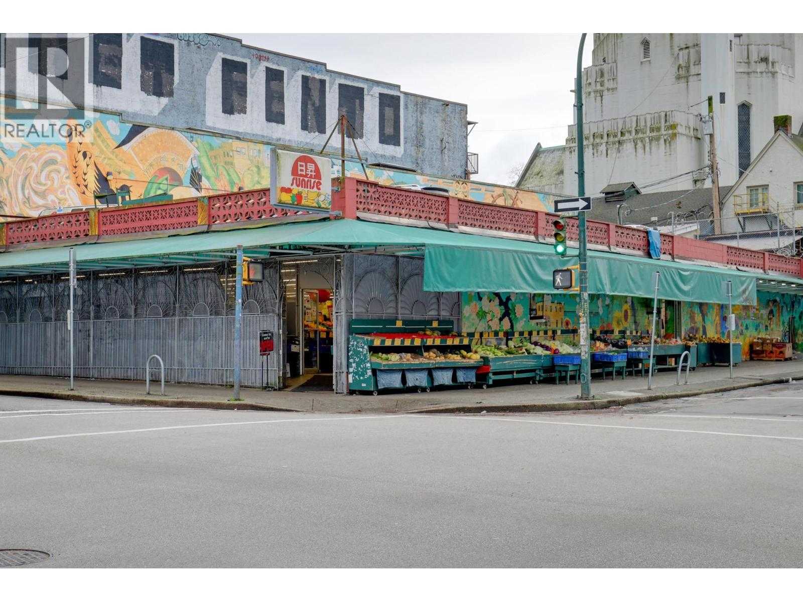 Commercial/Retail - 219 Main Street
