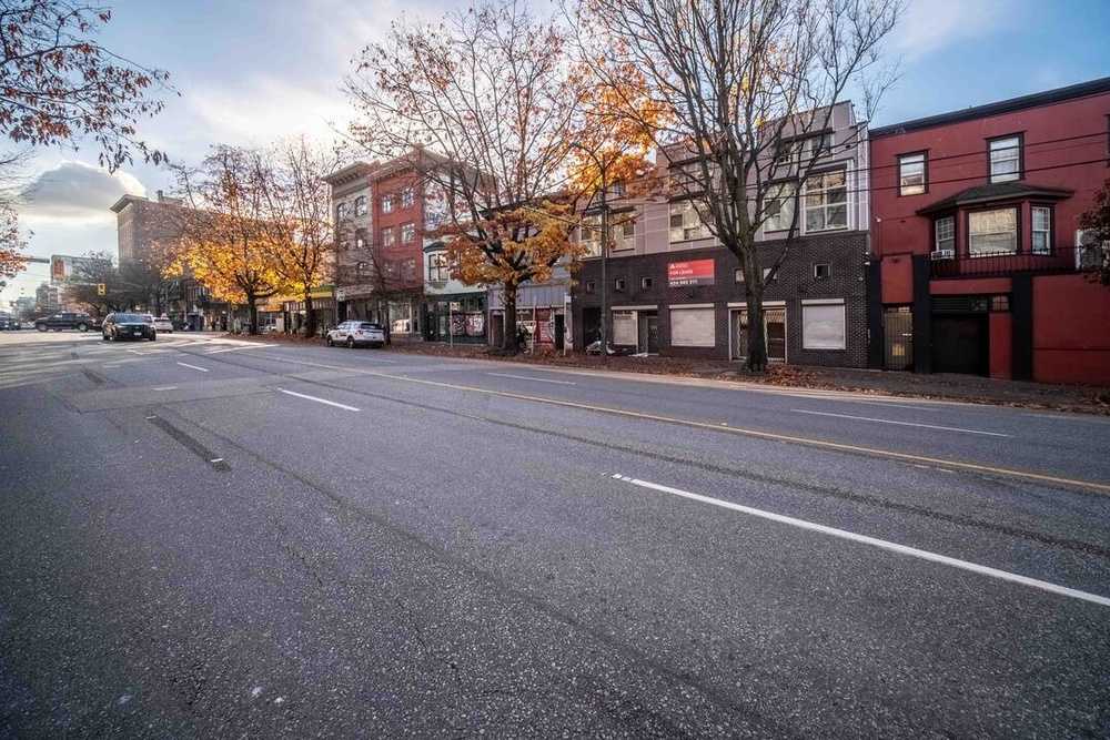 Commercial/Retail - 219 Main Street