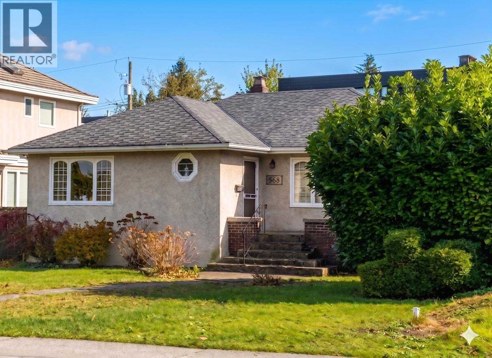 Commercial/Retail - 2928 Granville St