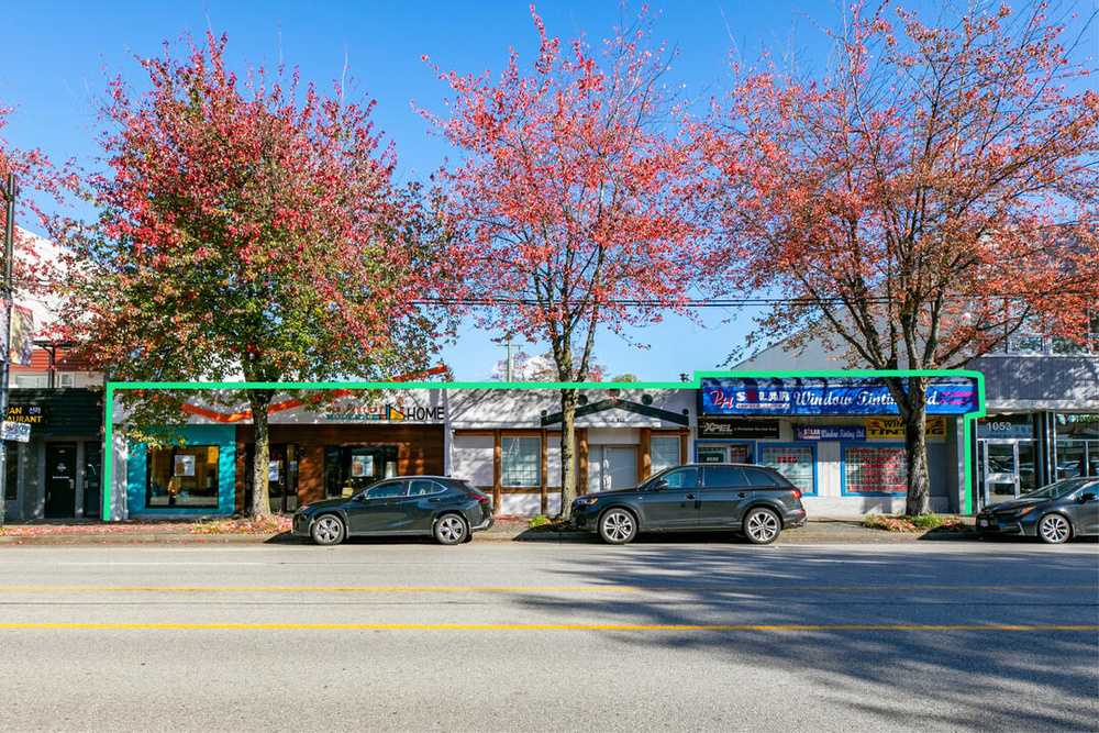Commercial/Retail - 6679 Main Street