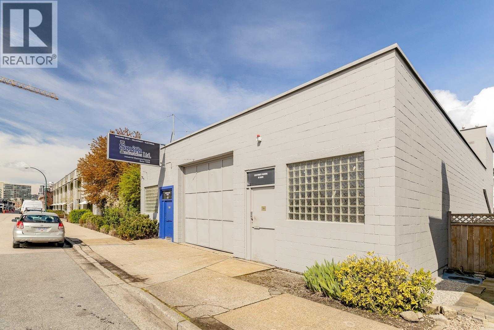 Commercial/Retail - 74 W Hastings St