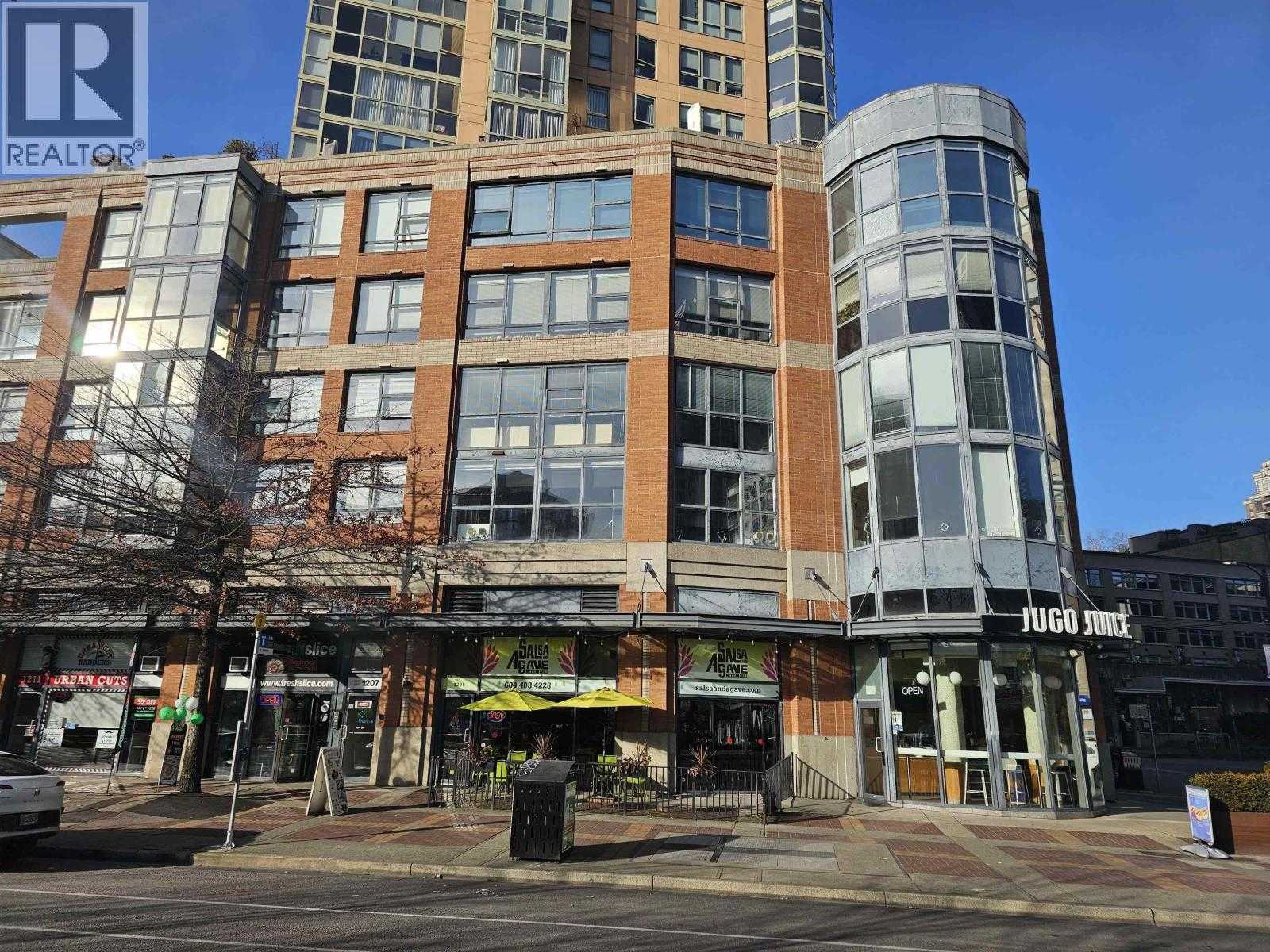 Commercial/Retail - 888 Davie Street